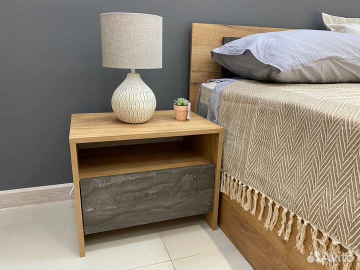 Продам спальный гарнитур