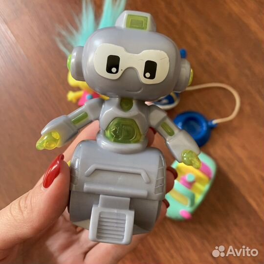 Игрушки из макдональдса