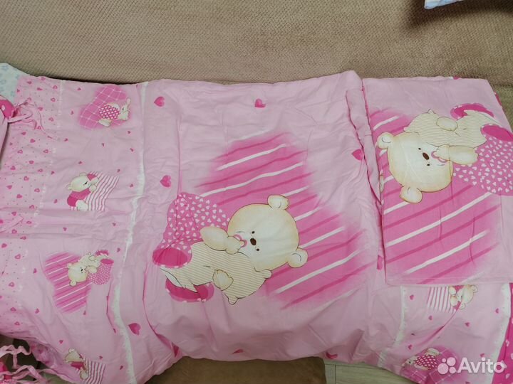 Детский комплект пастельного белья с бортиками