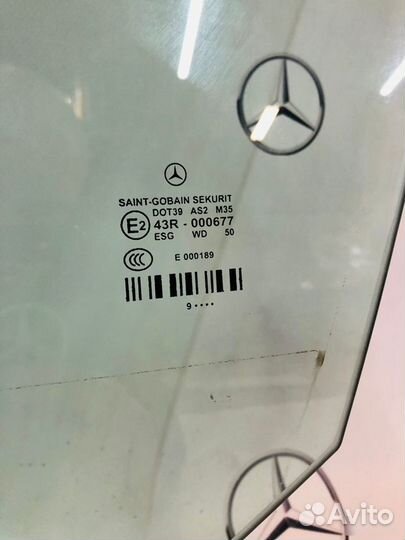 Стекло левое переднее Mercedes W212 E212