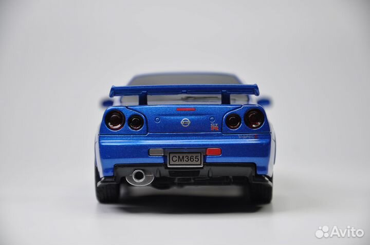 Модель авто Nissan Skyline GT-R R34 1:32 меатлл