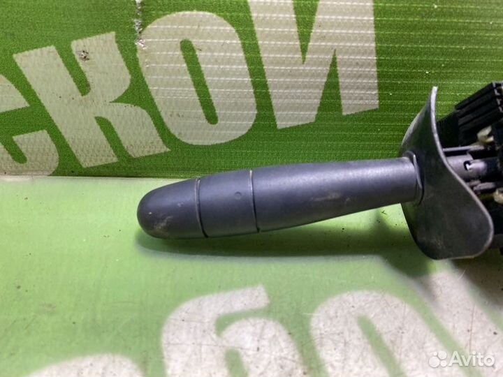 Подрулевой переключатель дворников Renault Logan