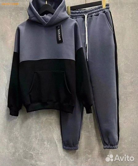 Спортивный костюм