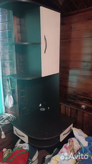 Стол угловой письменный