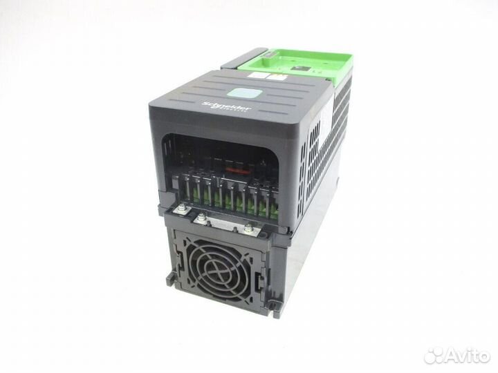 Schneider electric ATV930U75N4ZU