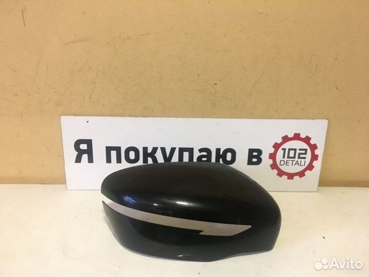 Накладка зеркала правая Nissan Qashqai J11