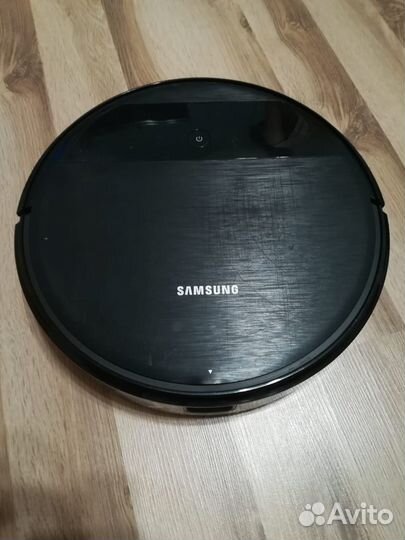 Моющий робот-пылесос samsung