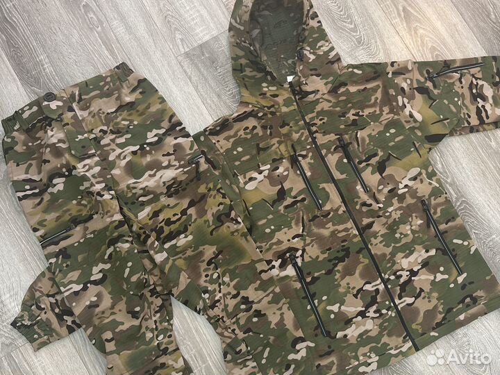 Костюмы летние 