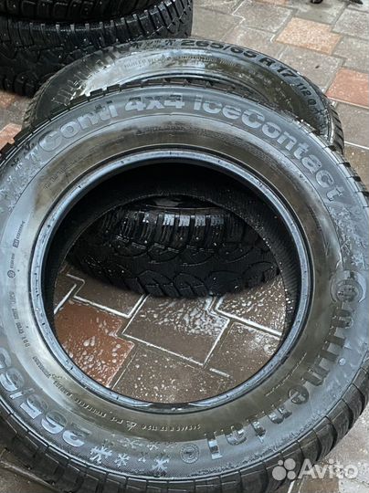 Continental Conti4x4IceContact 26.5/10 R17