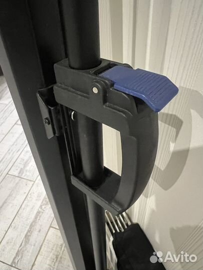 Экран Cactus 180x180 TriExpert CS-pste-180x180-BK