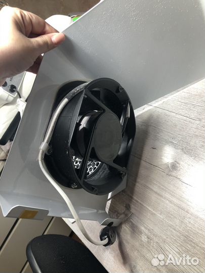 Маникюрный пылесос