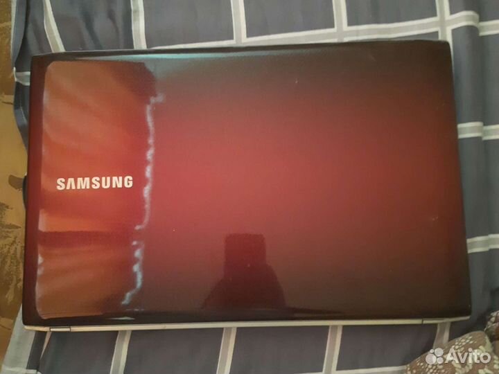 Samsung NP-R730
