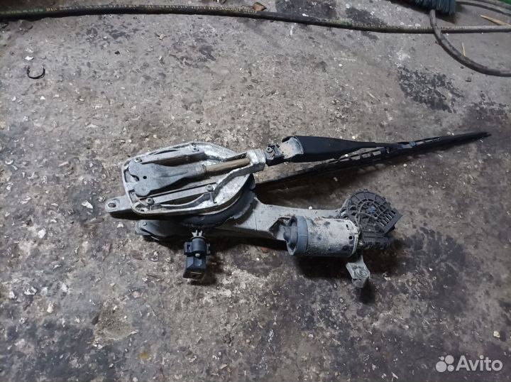 Трапеция дворников Mercedes W208