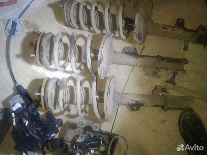 Амортизатор стойка в сборе Тойота Венза