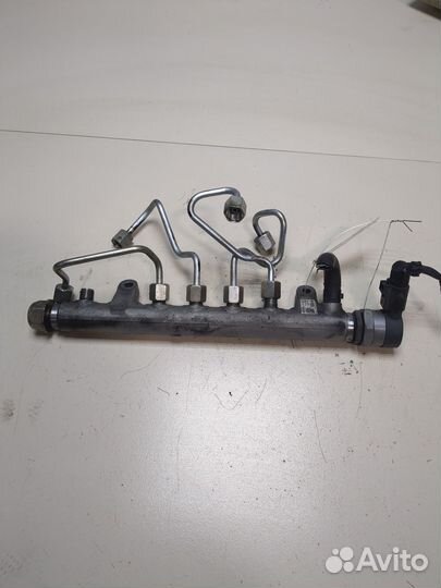 Рампа топливная Volkswagen Eos, 2008