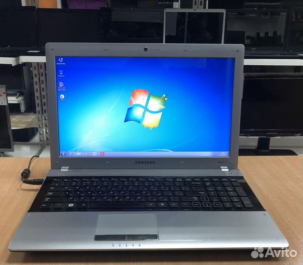 Samsung NP-RV511/i5 M430/5GB/GT315/250GB/15.6