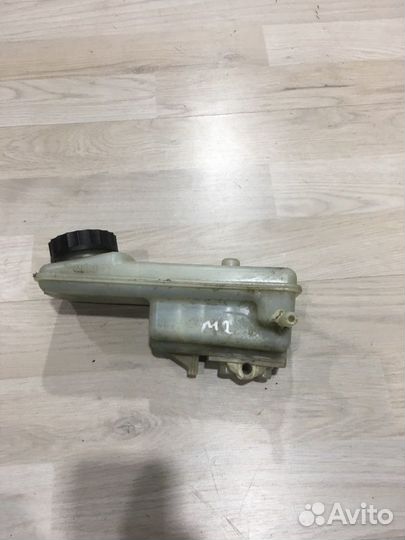 Бачок тормозной жидкости Renault megane 2