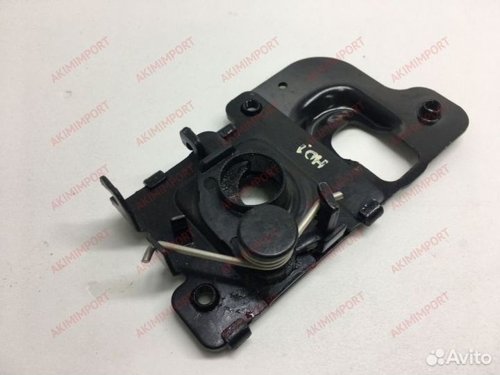 Замок(защелка) капота