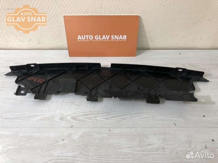 Накладка передней панели (пластик) низ Nissan Qash