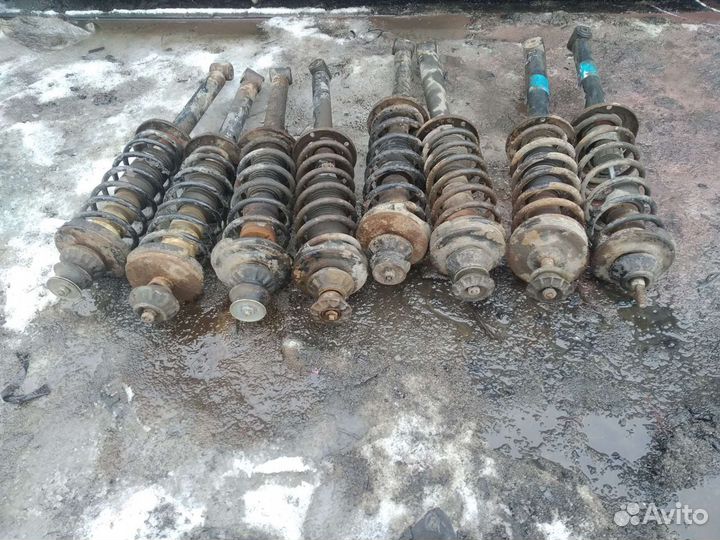 Задние стойки volkswagen golf 2 golf 3 vento Jetta