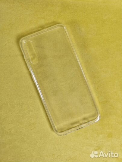 Чехол силиконовый-прозрачный (Samsung A70)