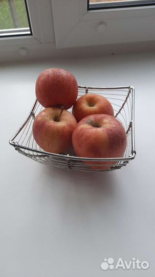 Ваза металлическая