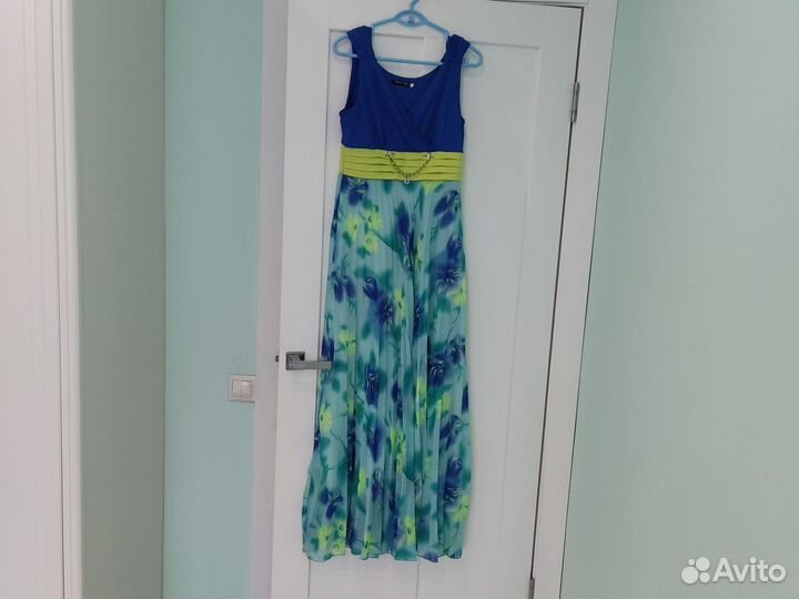 Платье женское