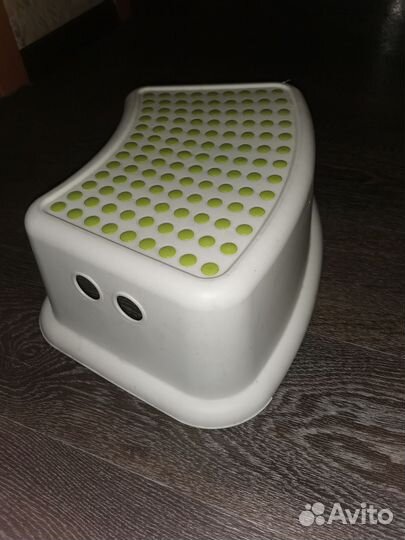 Ступенька детская для ванной