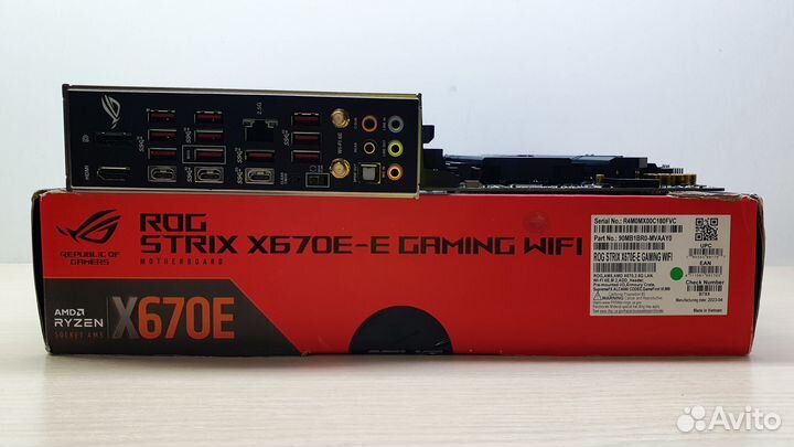 Asus ROG Strix X670E-E Gaming WiFi