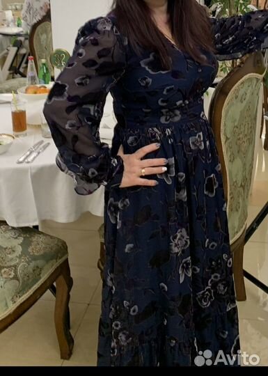 Нарядное платье