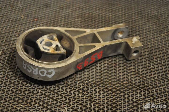 Подушка двигателя opel Corsa D