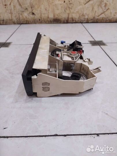 Блок управления печкой Audi 100