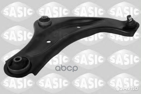 Рычаг правый nissan juke 7476235 7476235 Sasic