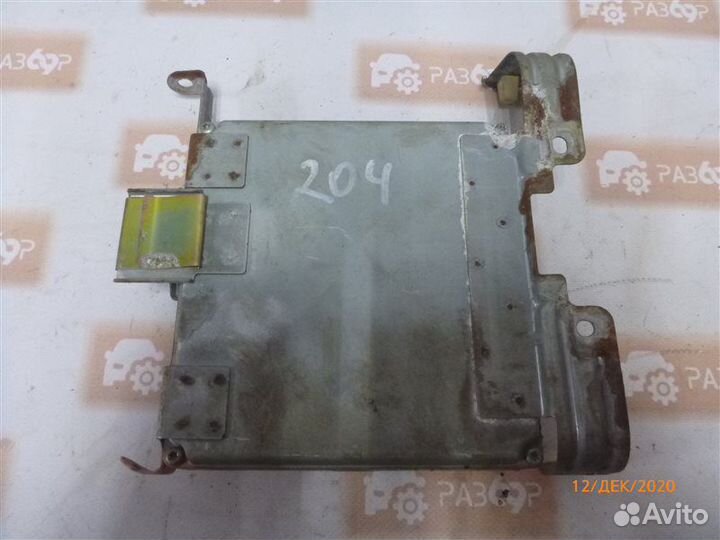 Блок управления двс Nissan Primera P10 CR20 1993