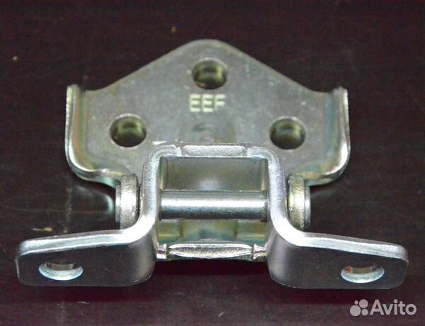 Петля Левой Двери Верхняя Hyundai HD65 HD72 HD78