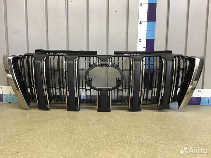 Решетка радиатора Toyota Land Cruiser (150) -Prado