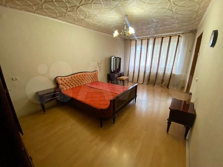 3-к. квартира, 80 м², 2/9 эт.