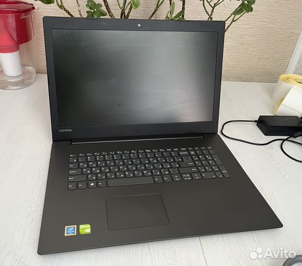 Ноутбук lenovo
