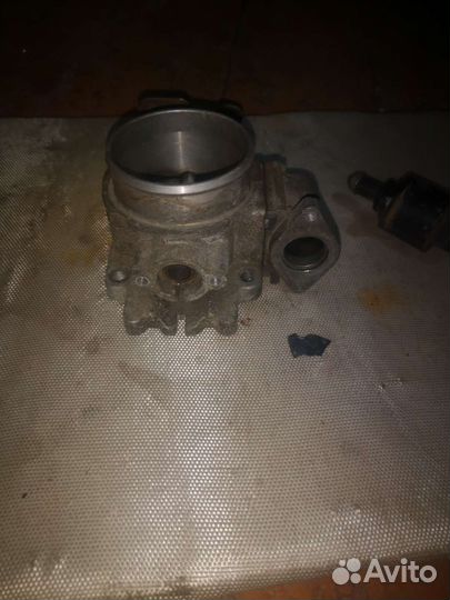 Дроссельная заслонка