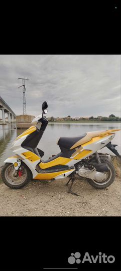 Скутер irbis centrino