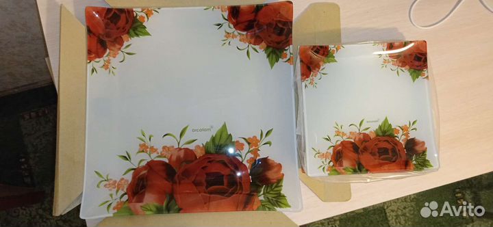 Тарелки квадратные