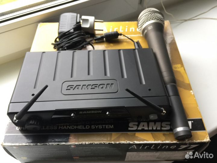 Радиомикрофон Samson q7