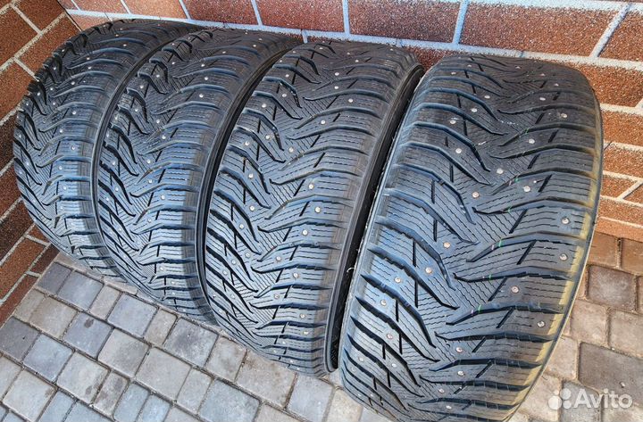 Kumho WinterCraft SUV Ice WS31 235/55 R19