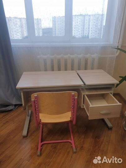 Растущая парта и стул