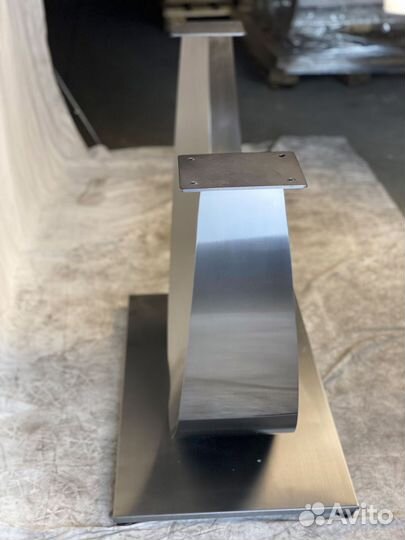 Подстолье. Ножки для стола