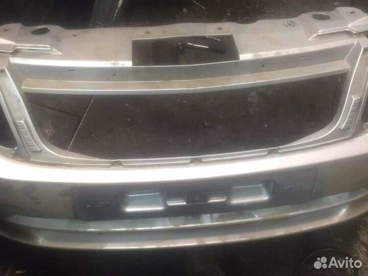 Бампер Гранта