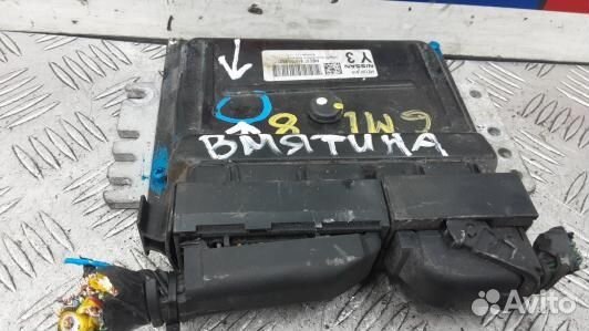 Блок управления двигателем nissan note E11 (GML08P
