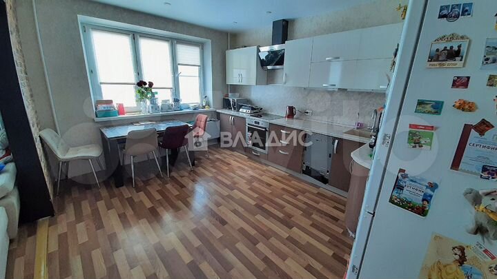 3-к. квартира, 81 м², 14/17 эт.