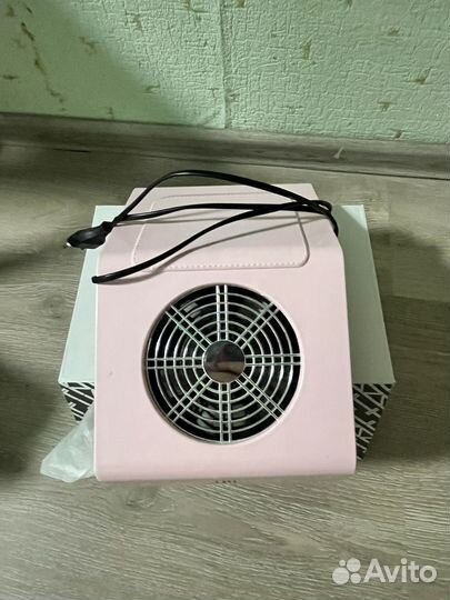 Вытяжка для маникюра