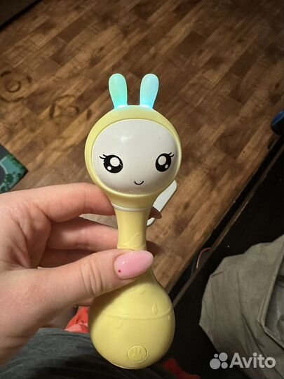 Умный зайка alilo